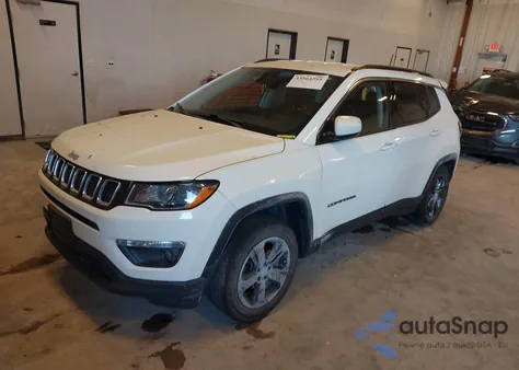 2019 Jeep Compass Latitude 4X4 z USA, uszkodzony, nr VIN 3C4NJDBB3KT593867
